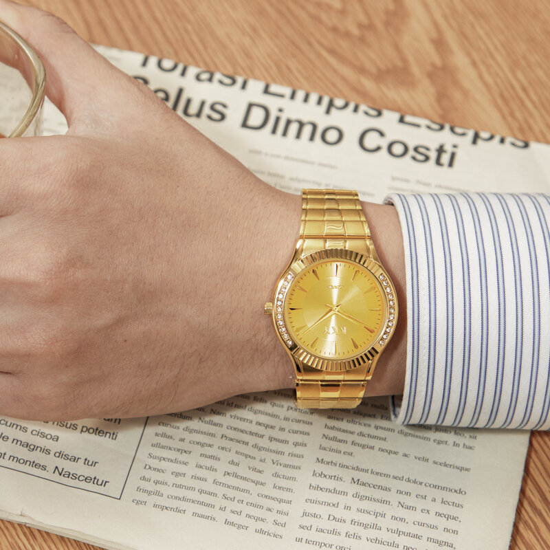 KKY New Luxury Gold Watch for Men and Women, Fashionable Sports Waterproof Diamond Watch, Couple Quartz Watch