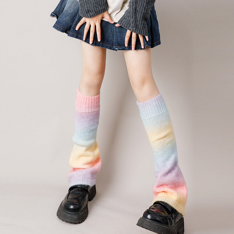 Kaus Kaki Penghangat Kaki Rajutan Elastis Jepang Stoking Sepatu Bot Tinggi JK Pelindung Kaki Anak Perempuan Pelangi Lengan Kaki Retro Musim Dingin Wanita