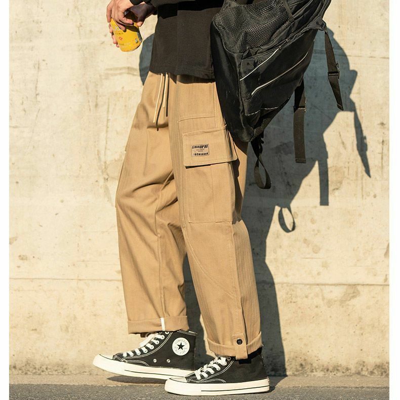 Модные однотонные мужские брюки-карго с наклейками, новинка, классические свободные уличные повседневные Универсальные мужские брюки с завязкой на талии, 2023