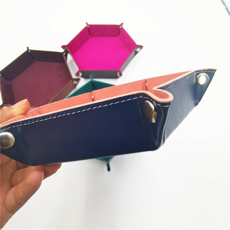 1 pc dice tray PU leather dice folding hexagonal tray dice holder for dice games such as RPG, DND and other table games