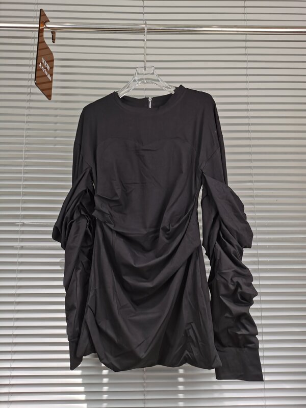 فستان الورك الملفوف بقصة ضيقة ، لصق الصدر ، 3D الأنيق ، منتج جديد ، الموضة ، الخريف ،