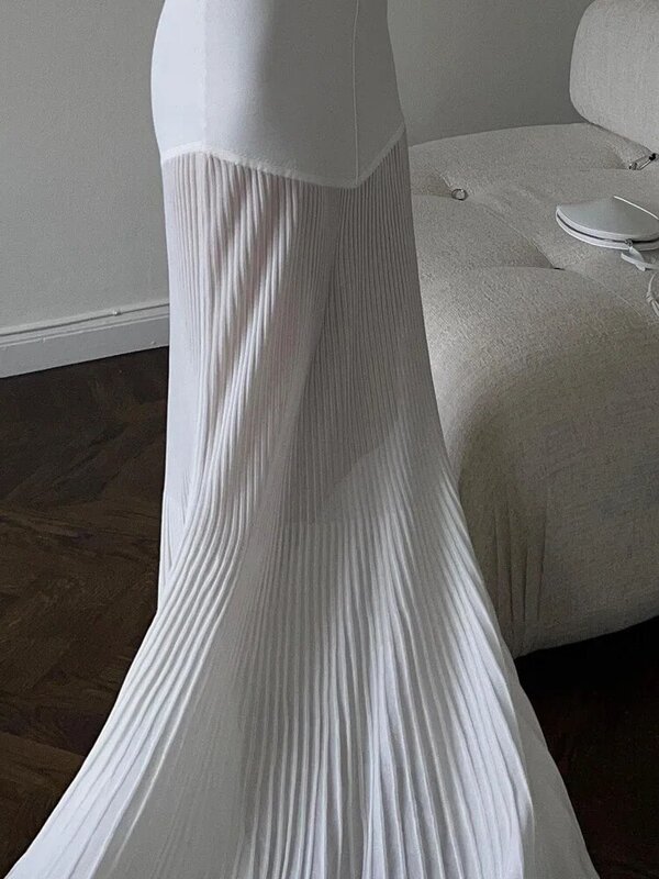 Knitted V-neck Elegant Long Dress Sexy Sleeveless Slim Stitching Folds Beach Vacation Female White Dress Knitwear Outfits
