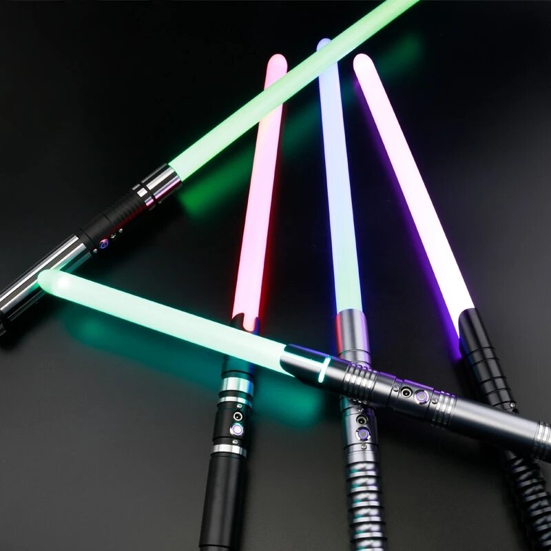 Rgb metal sabre de luz espada laser espada rave arma 12 cores mudar 5 conjuntos soundfonts força fx foc blaster brinquedo