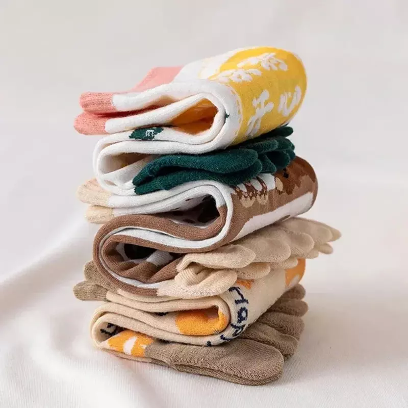 Calcetines de algodón con dibujos animados para mujer, medias de 5 dedos con dedos separados, tubo medio, deportes, Yoga, primavera y verano