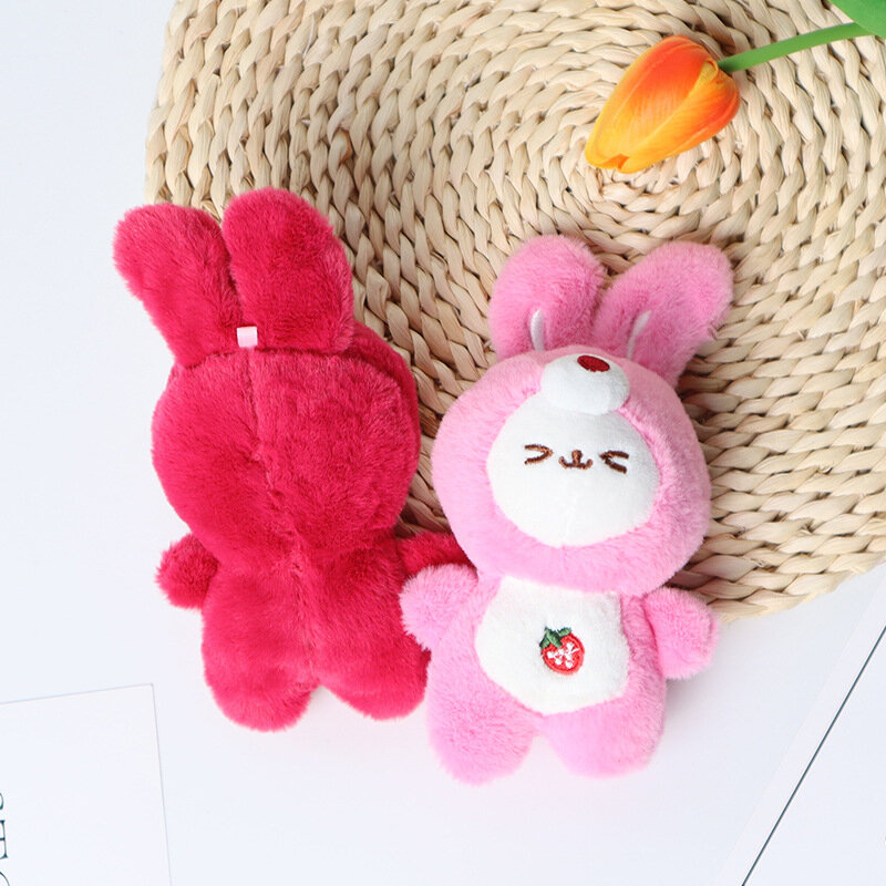 2023 neue Erdbeer Kaninchen niedlichen Plüsch Puppe Cartoon Kawaii Hase Schlüssel bund Anhänger Mädchen Tasche Charme Kinder Geburtstag kleines Geschenk
