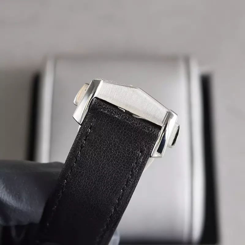 2024 neue Herren uhr mechanische Reisezeit wasserdichtes Leder armband Business-Stil Mode Luxus Automatik uhr