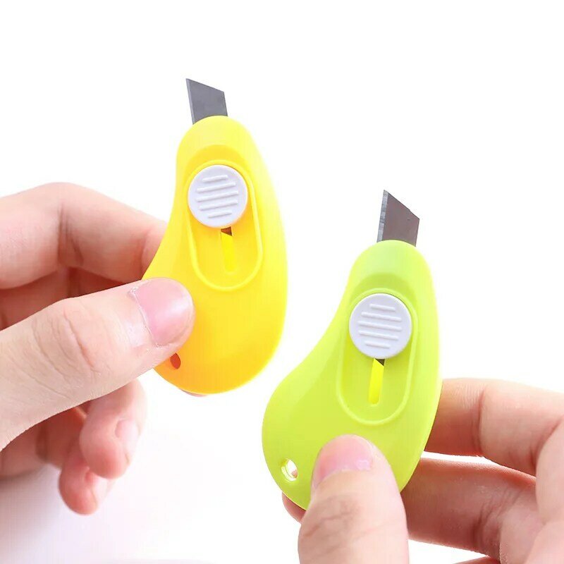 10pcs Cute Mini Utility Knife Pocket Size Craft Packaging Box taglierina per buste di carta pratico tagliacarte forniture artistiche per studenti