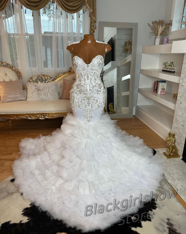 Sparkling Luxury White Wedding Dress 2024 For Black Dress Crystal Beaded Lace Ruffle Sheath Backless Mermaid Dress Wedding Dress