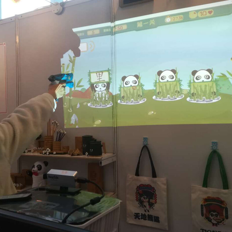 Interaktive Wand und Boden Spiele Finger Touch Screen Smart WhiteBoard FT6 3D Holographische Projektor für Den Unterricht Treffen Kinder