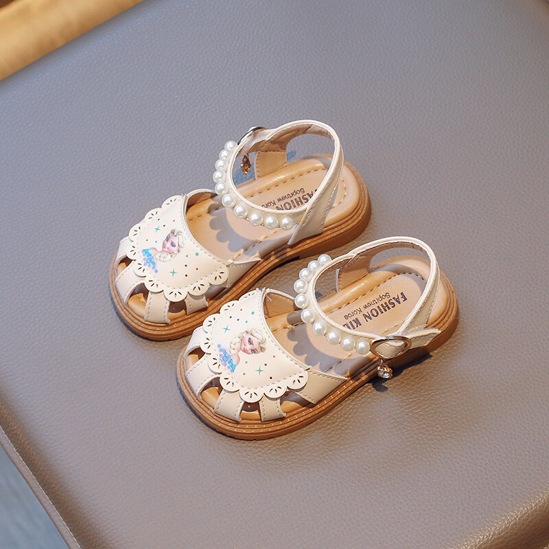Dziewczęce sandały Baotou Letnie nowe miękkie podeszwy Buty dla małych dziewczynek Małe i małe dziecięce buty dla dziewczynek DDY703