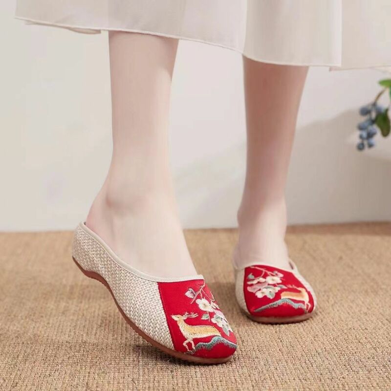 Zapatillas de lona bordadas de tacón bajo Baotou para mujer, Zapatillas de casa antideslizantes de suela suave, envío gratis, novedad de verano