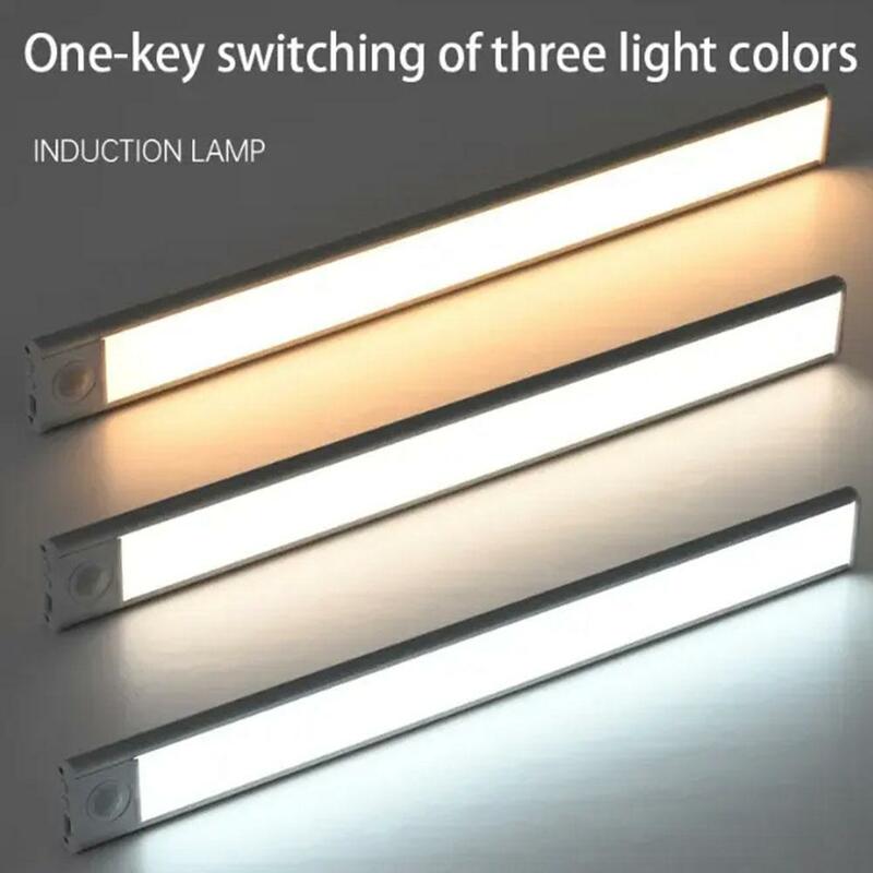 Luz nocturna con Sensor de movimiento, de 3 colores iluminación interior LED, inalámbrica, USB, para debajo del gabinete, dormitorio y armario