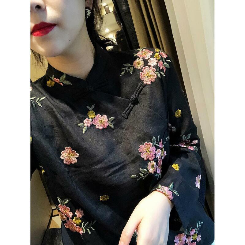 Chinese Retro Style Improved Cheongsam Top women's Temperament Standing Collar long-sleeved Shirt Daily Qipao Blouse