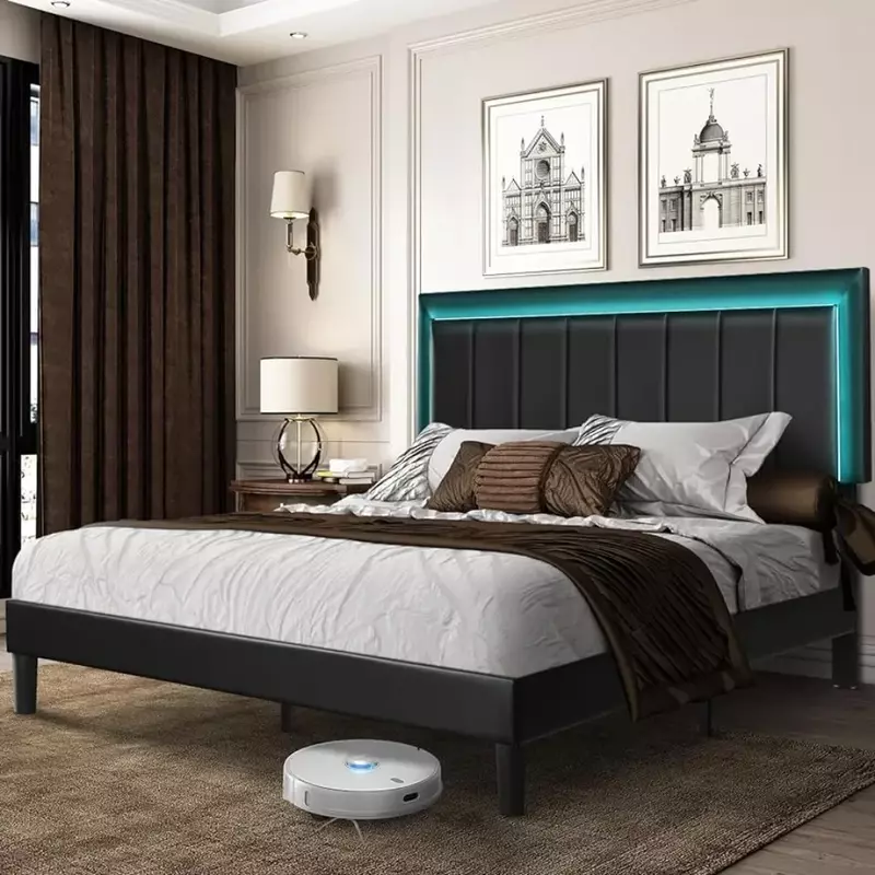 โครงเตียงยกพื้นพร้อมหนังสังเคราะห์หุ้มหัวเตียงและแผ่นไม้โครงฐานที่นอนสำหรับงานหนัก