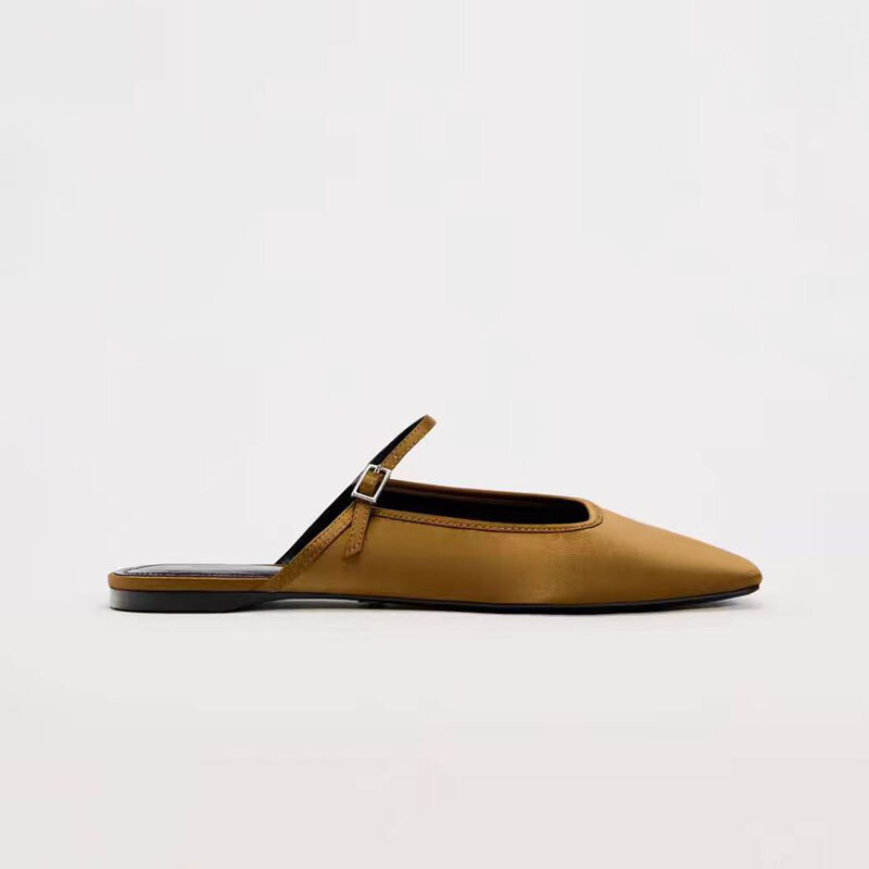 TRAF sandal Mules datar untuk wanita 2024 Autunm kepala persegi gesper tali sandal baru wanita santai serbaguna sepatu Falt hitam Shoes
