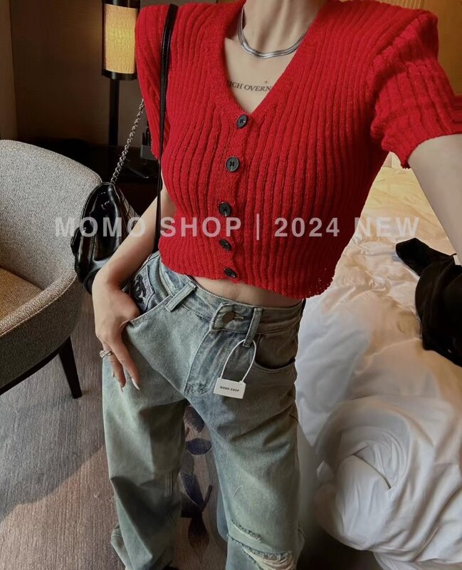 2024 New Spring Korean Fashion Slim Fit Single breasted Pullover V-neck Short Sleeve Knitted Cardigan Women's Top Trendy