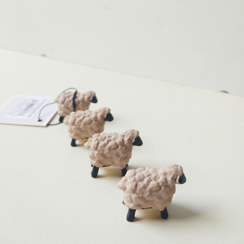 Hoạt Hình Dễ Thương Lễ Tình Nhân Tặng Trang Trí Phòng Khách Phong Cách Châu Âu Đơn Giản Trang Trí Chú Cừu Con Quà Tặng Sinh Nhật