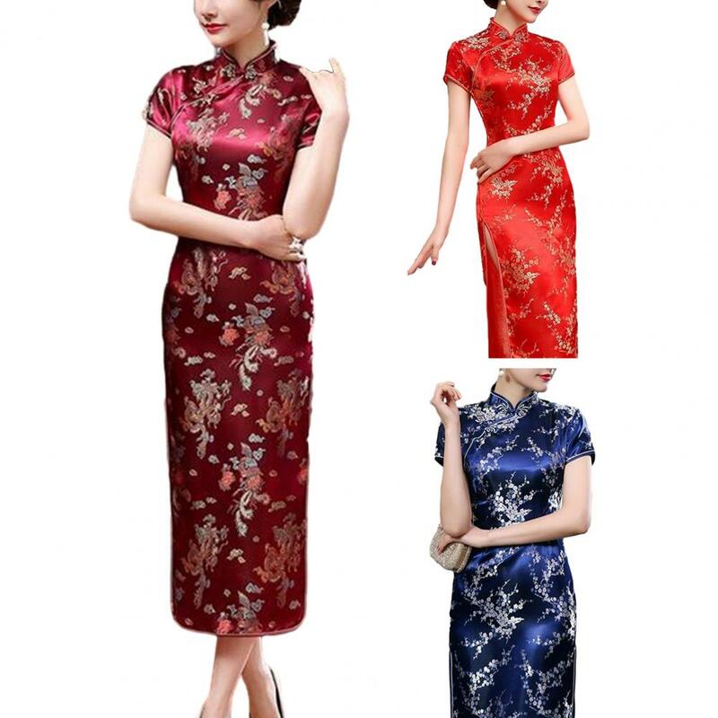 Vestido floral bordado de estilo nacional chinês feminino, gola alta, mangas curtas, lado alto dividido, botões de nó chinês, cheongsam