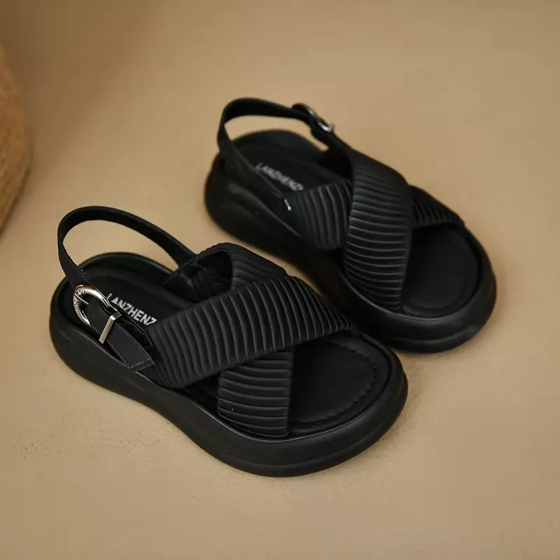 2024 New Garoya Sandals Women's Summer Wear Out Fashion Thick Sole High Sense Pleated Sandals