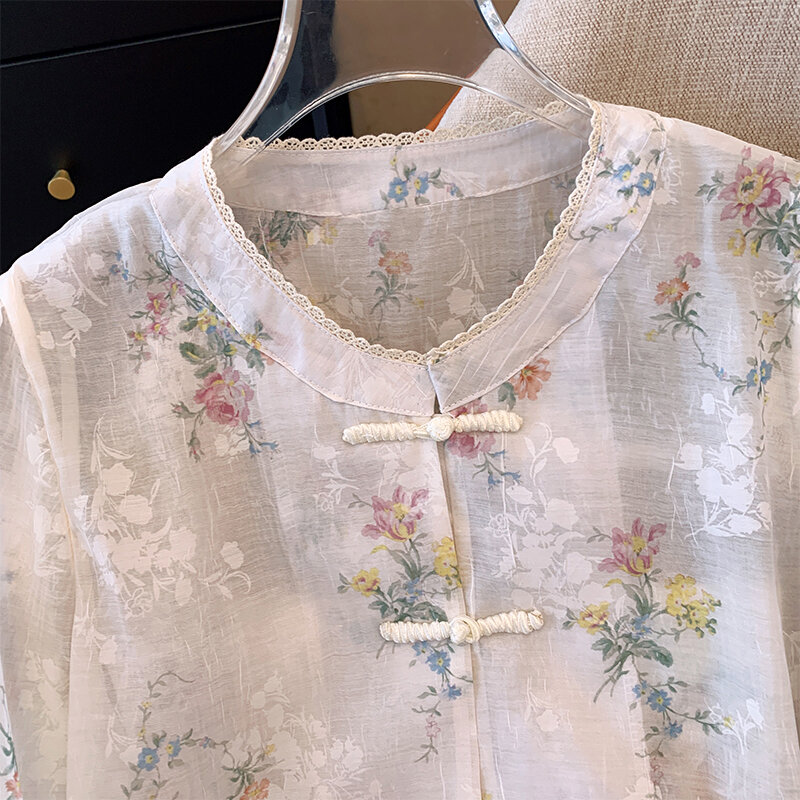 Camisa floral bordada, estilo chinês, de botões, renda, patchwork, estilo fino, temperamento suave, novo, verão, 2024
