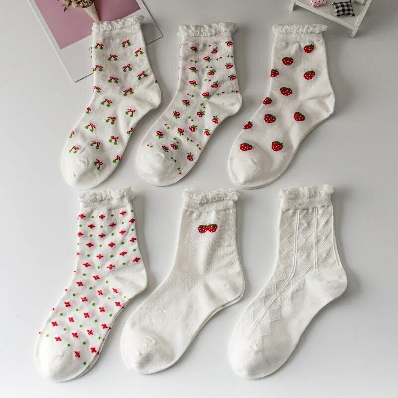 Calcetines de burbuja blancos para mujer, medias de media pantorrilla, medias de encaje Lolita, calcetines de fresa para estudiantes lindos para mujer