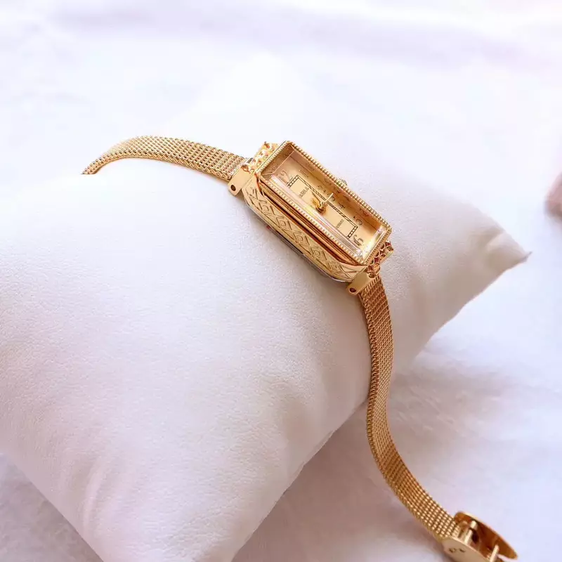 Reloj de oro de 24K para mujer, pulsera de latón de estilo simple japonés, sin decoloración, resistente al agua, regalo para amante y esposa, 2024