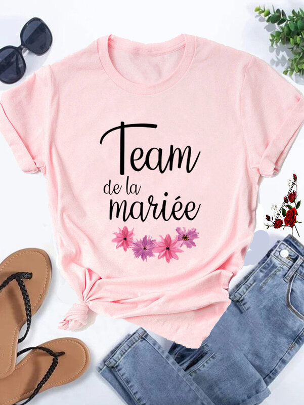 Team Bride T-shirt cocok dengan pengiring pengantin atasan pesta pengantin kaus EVJF untuk tim pengantin hadiah pesta pernikahan kaus lajang merah muda