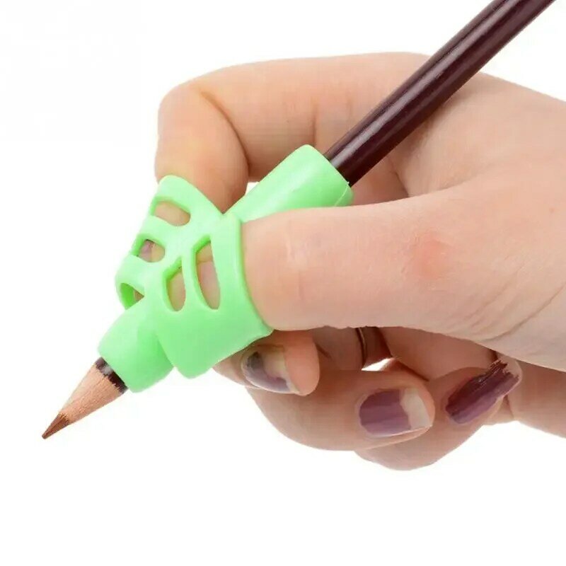 Porta-lápis dois dedo para crianças, escrevendo ferramentas de auxílio, ergonômico, não tóxico, aperto de silicone, treinamento suave, correção de postura, 3 pcs/set