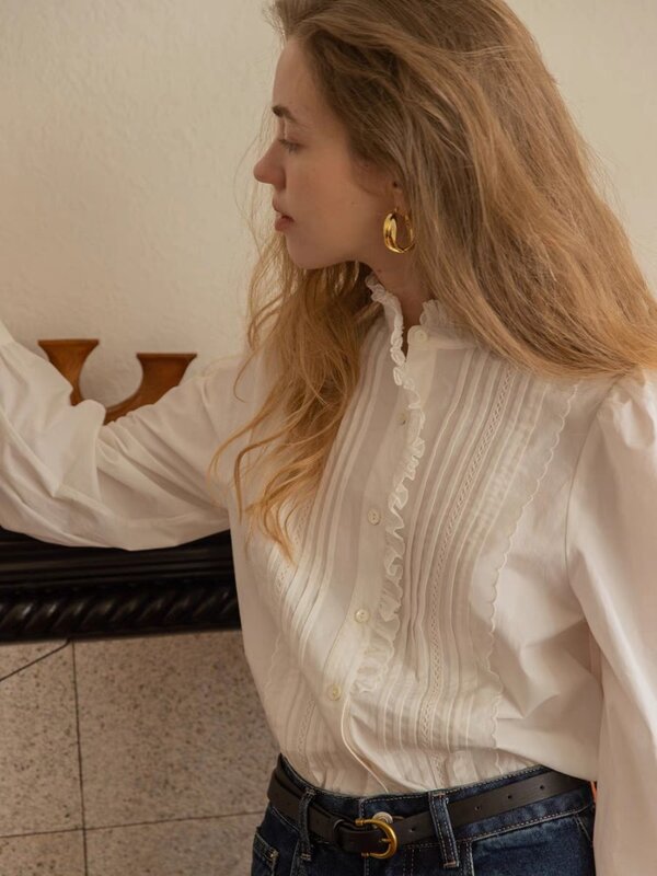 Francuska moda klasyczna bluzka z wycięciami Retro dla kobiet wiosenny festiwal nowa koronkowa patchworkowe pomarszczone koronkowe koszule z okrągłym dekoltem