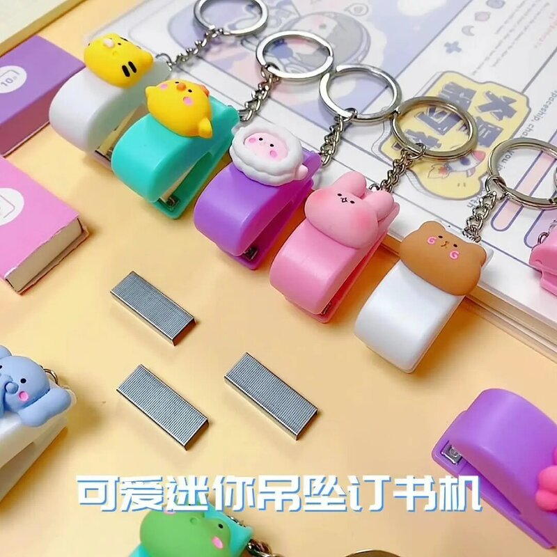 Cute Mini Animal Stapler Creative Portable Book Binding Machines portachiavi forniture scolastiche accessori per ufficio regali di cancelleria