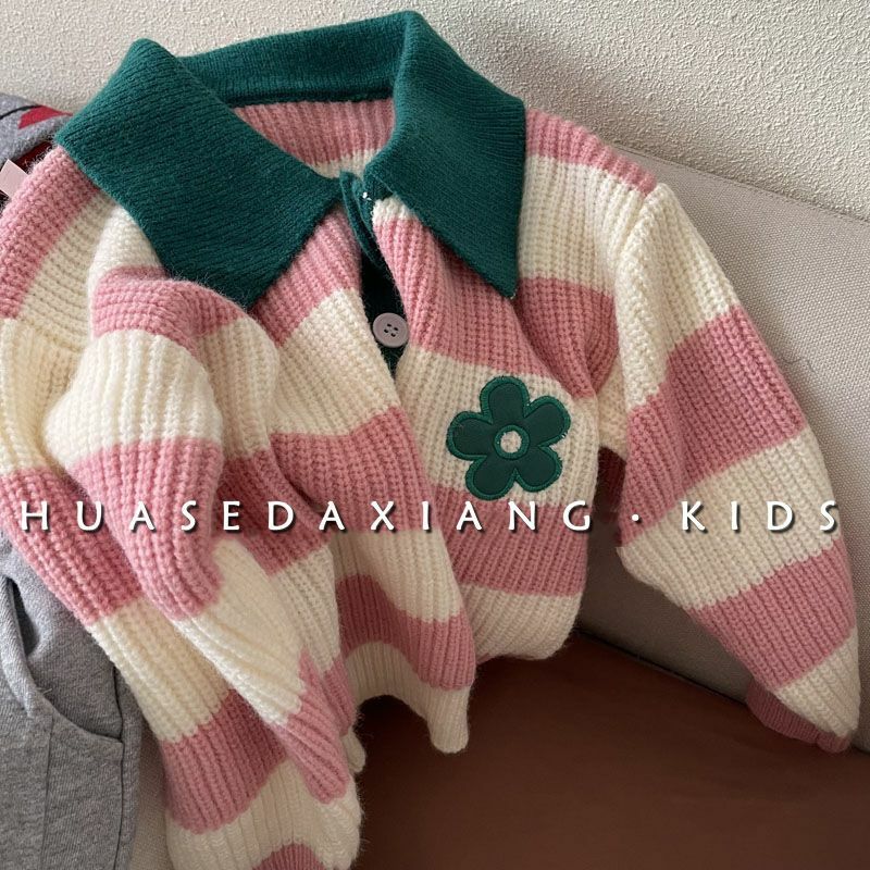 Sweter dziewczęcy 2024 wiosenny i jesienny nowy dziecięcy z dzianym kwiatem moda z najwyższej półki sweter Polo dla małej dziewczynki
