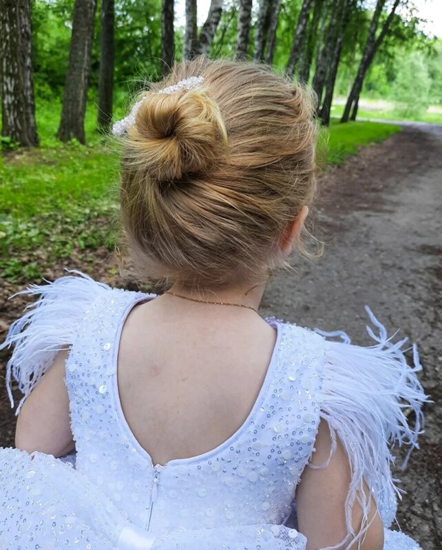 Sukienki dla dziewczynek kwiatowa dla dzieci na ślub bez rękawów suknia balowa piękna biała suknia druhny kwiat na wesele suknia dziewczęca duża kokarda
