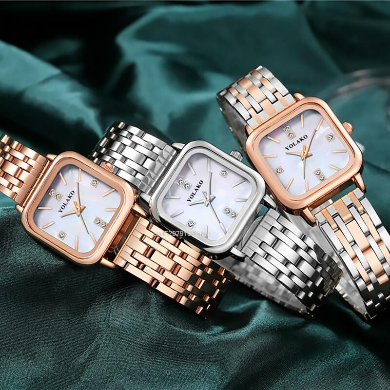 Luxe Merken Vrouwen Quartz Horloge Mode Vierkant Met Diamanten Zeeschelp Ontwerp Goud Gekleurde Fijne Metalen Band Horloges