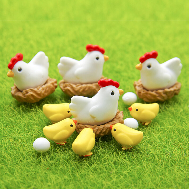 Pollitos, un nido de pollo, una gallina, un pollito, una mano de huevo, un Micro paisaje DIY, muñeca de jardinería y paisajismo