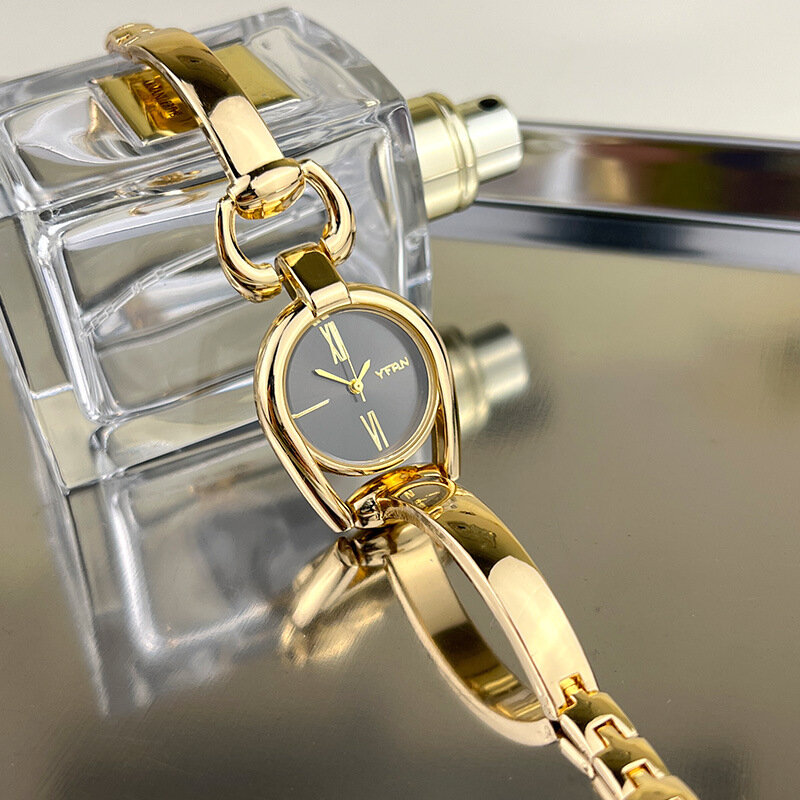 Une Niche-Montre-Bracelet à Quartz pour Femme, Bracelet Minimaliste, Haut de Gamme, Élégant, Exquis, à la Mode