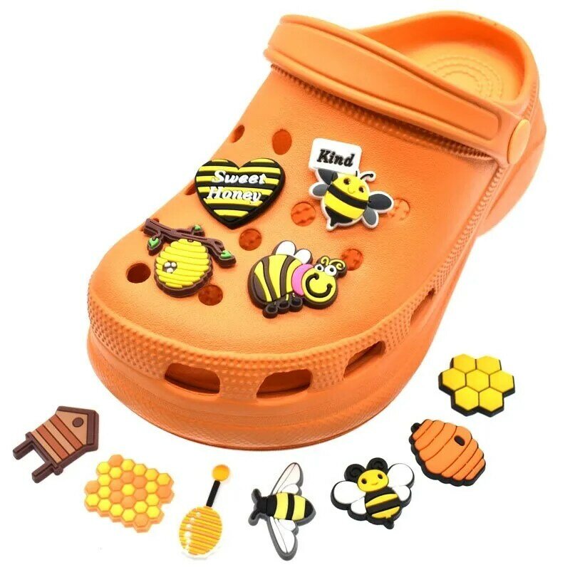 Pin for Crocs Charms Shoes, Bee Decoration, Jeans Accessories, Women Sandals, Kids Favors, Men Badges, Boy, Girl Gift, 1Pc