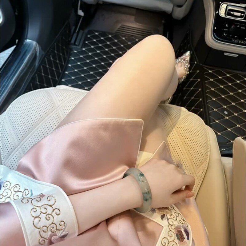 Top feminino acetato chique de cetim, camisa bordada rosa redutora de idade, roupa nova estilo chinês