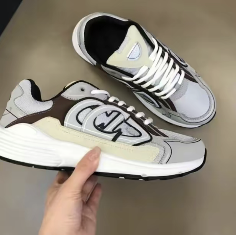 2024 Luxury Quality Casual Sneakers Lace-up Round Toe Running Shoes Leather Suede Patchwork Flat Shoes Fashion B30 Sneakers