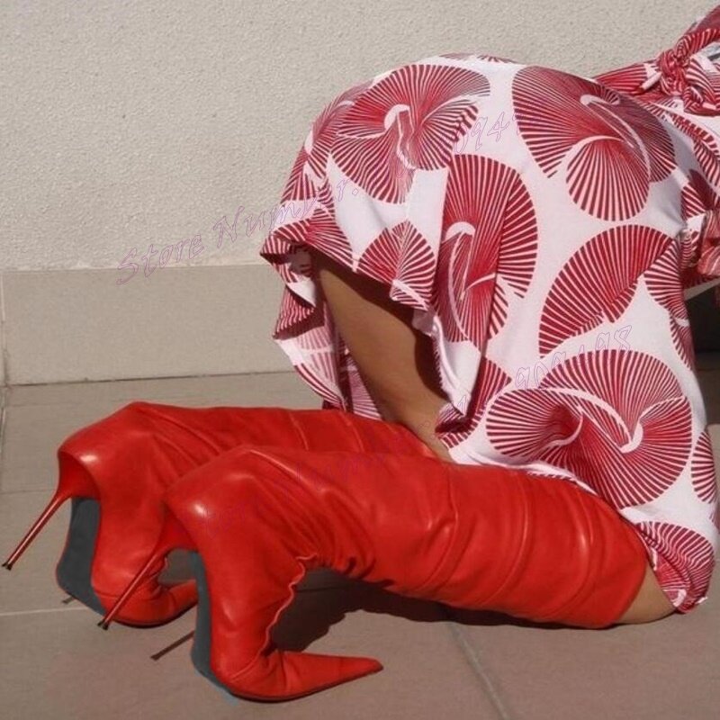 女性のためのセクシーなマットレザーニーハイブーツ,先のとがったつま先の靴,スティレット,ハイヒール,セクシーなパーティーサンダル,赤,2024