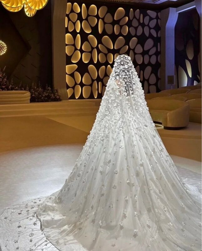 Oisslec aplikacje welon białe suknie ślubne długie rękawy długi pociąg satynowy Vintage kwadratowy dekolt luksusowa suknia ślubna