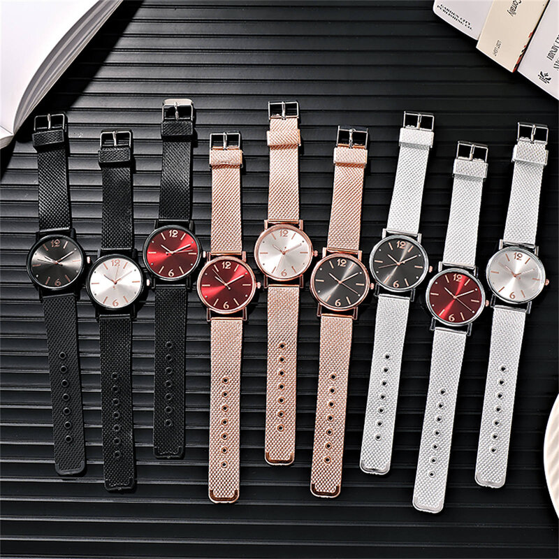 女性の腕時計2022ファッションメッシュストラップ腕時計ミニマリスト女性腕時計アナログクォーツ時計レロジオfeminino montre