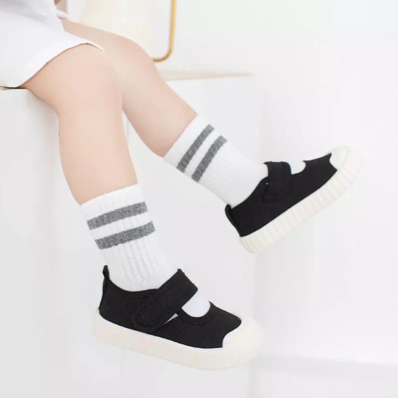Chaussettes de Sport de couleur unie pour enfants, chaussettes souples en coton pour bébés, tout-petits, garçons et filles, nouvelle collection