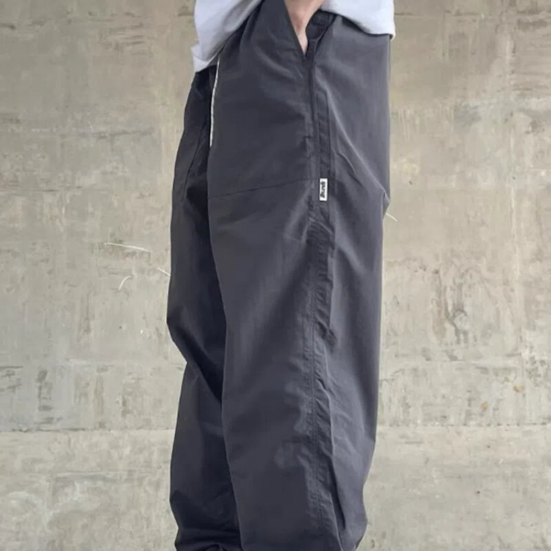 Celana kargo longgar untuk pria, celana kargo Retro cepat kering, celana kargo longgar pinggang tinggi bergaya Jepang, celana luar ruangan Musim Panas 2024