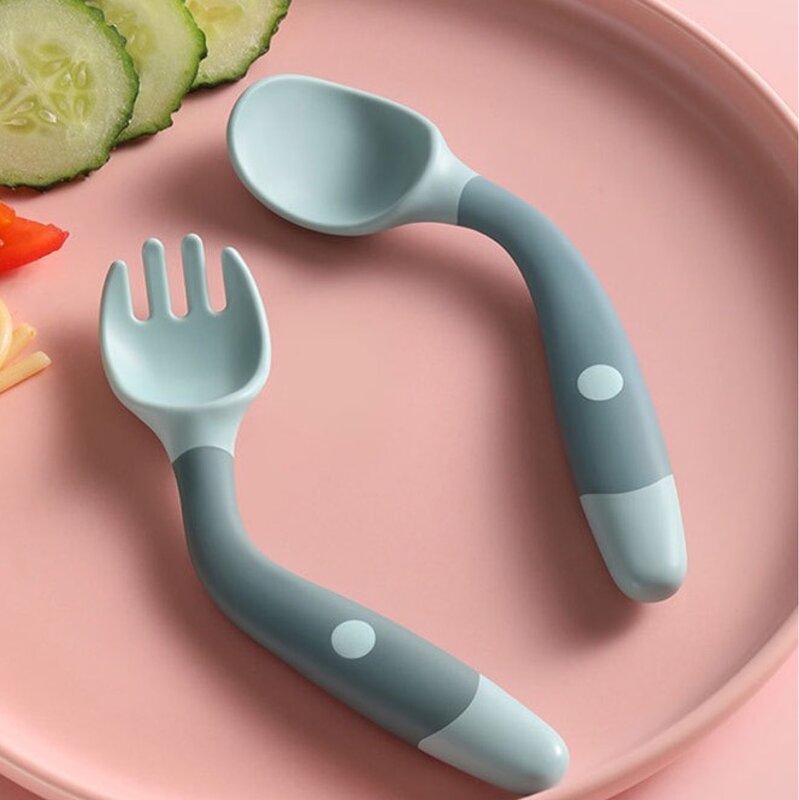 Juego de cuchara y tenedor para bebé y niño, Kit de vajilla de silicona suave y flexible, utensilios de entrenamiento para alimentación
