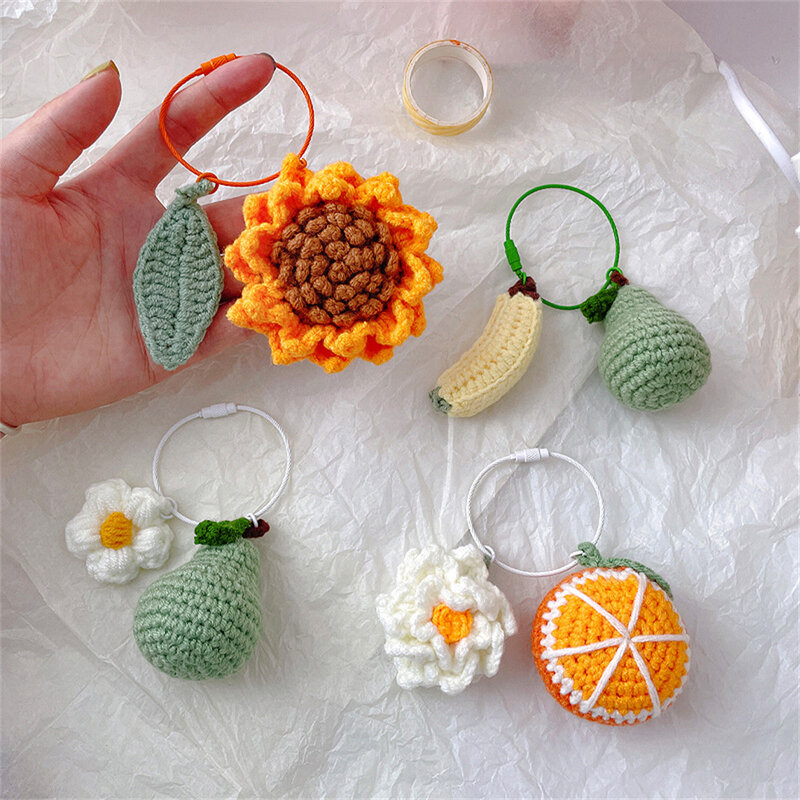 Knitted Flower Keychain Keyring For Women Handmade Crochet Fruit Strawberry Sunflower Bag Pendant Car Key Ring Jewelry Girl Gift