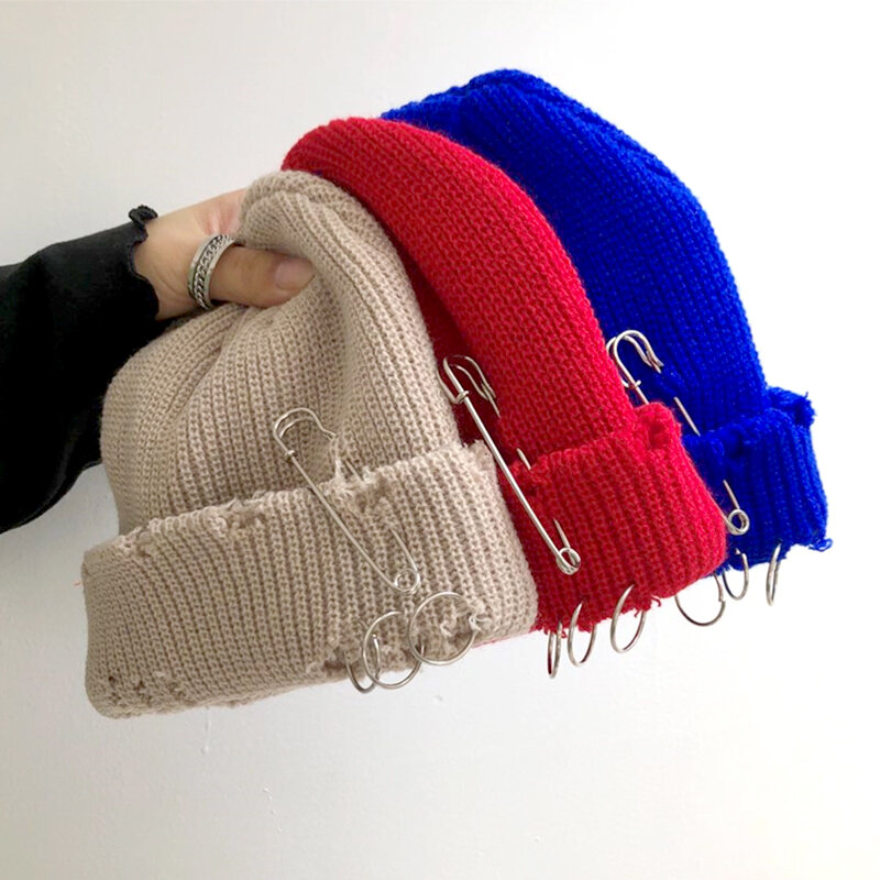 Cappelli da donna per ragazze berretti invernali caldi accessori moda lavorati a maglia con spilla di colore solido personale