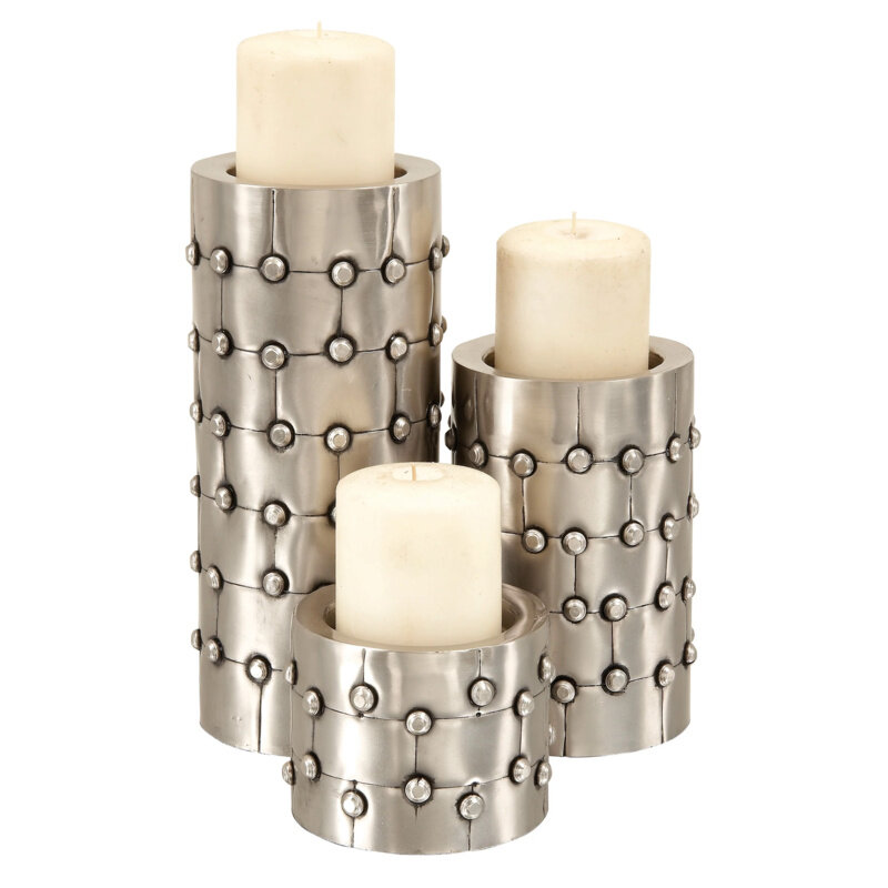 Portacandele a colonna fatto a mano in metallo argento con 3 candele DecMode con borchie, Set di 3
