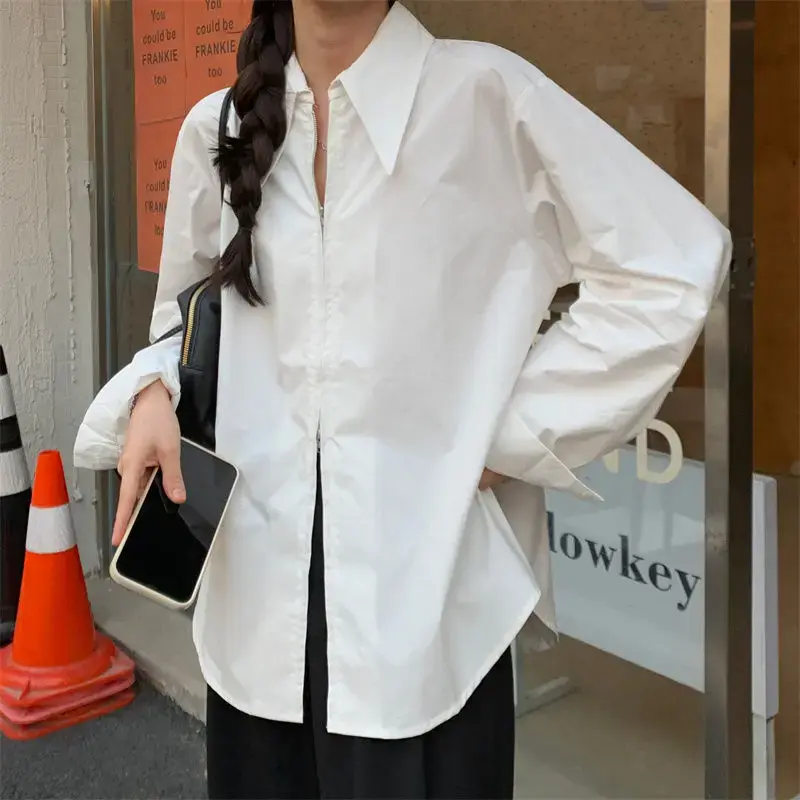 Deeptown Casual Harajuku ผู้หญิงเสื้อเกาหลีสไตล์สีขาวเสื้อเชิ้ตวินเทจ Vintage ไม่สมมาตร Top หญิงแฟชั่น Zipper Chic