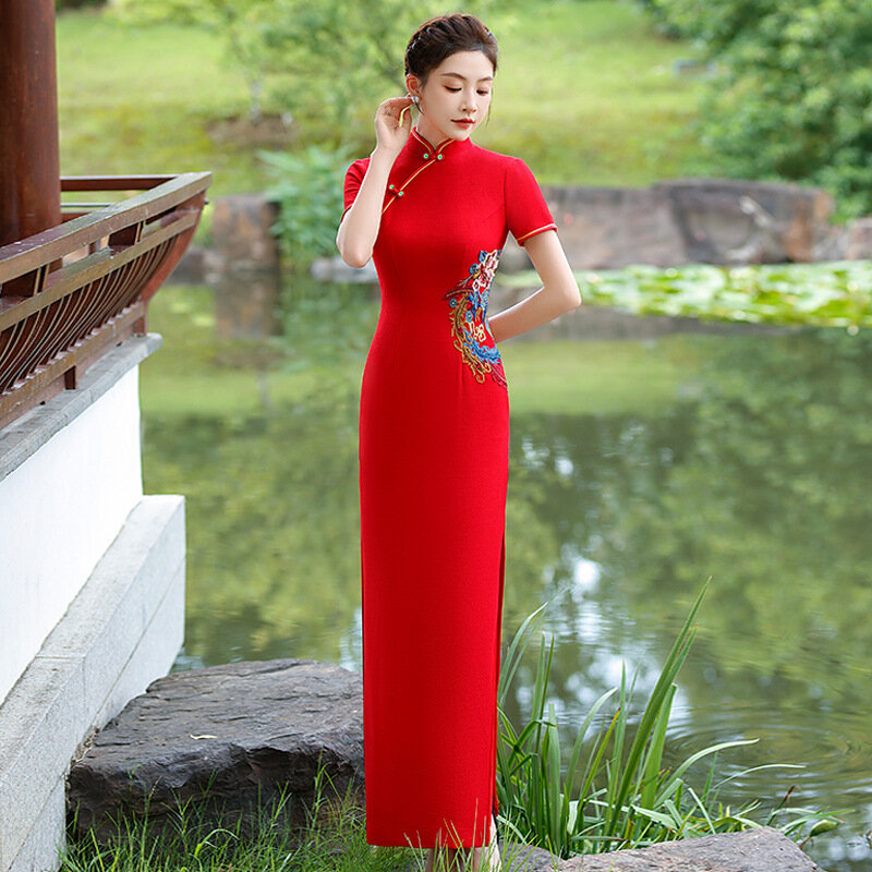 Qipao chino de satén para mujer, vestido de novia con bordado rojo, Cheongsam largo con abertura alta, vestido de fiesta de noche, talla grande 5XL