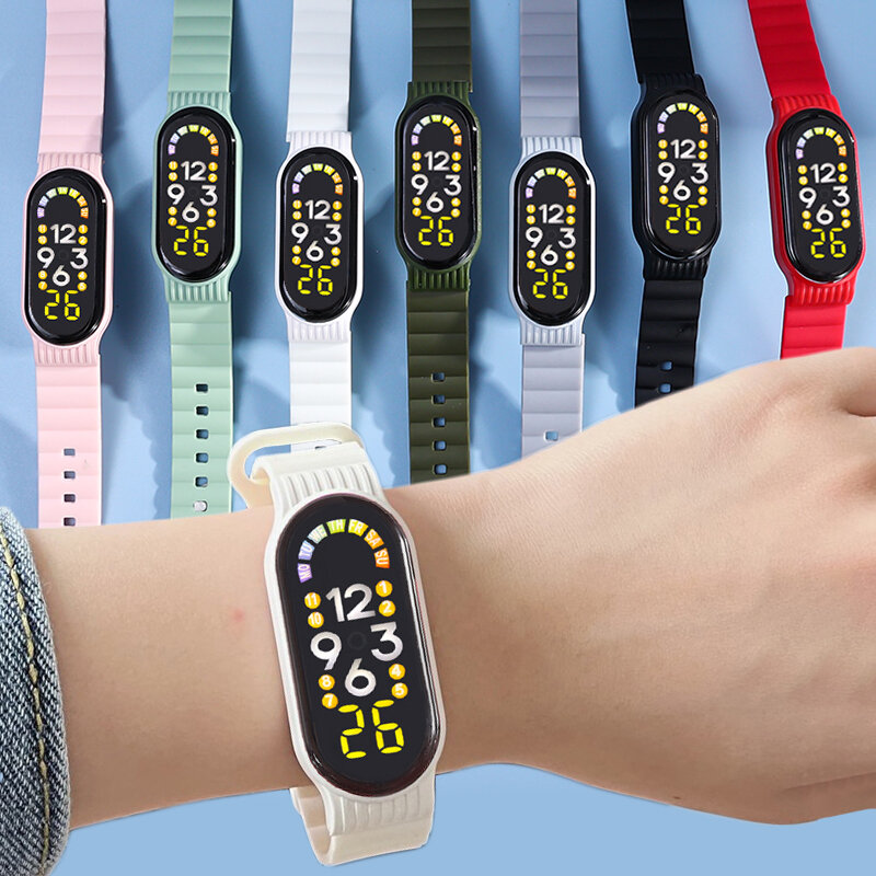 Jam tangan elektronik tali silikon LED, jam tangan modis Pria Wanita olahraga luar ruangan, jam tangan pelajar, jam tangan tahan air